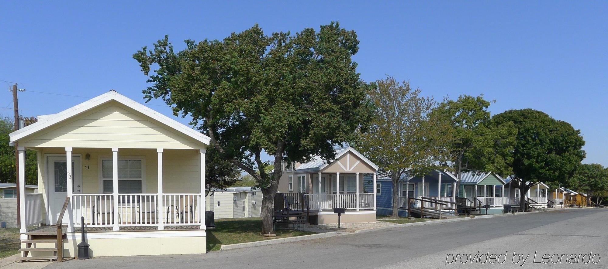 ホテル Sun Retreats Texas Hill Country ニューブラウンフェルズ エクステリア 写真