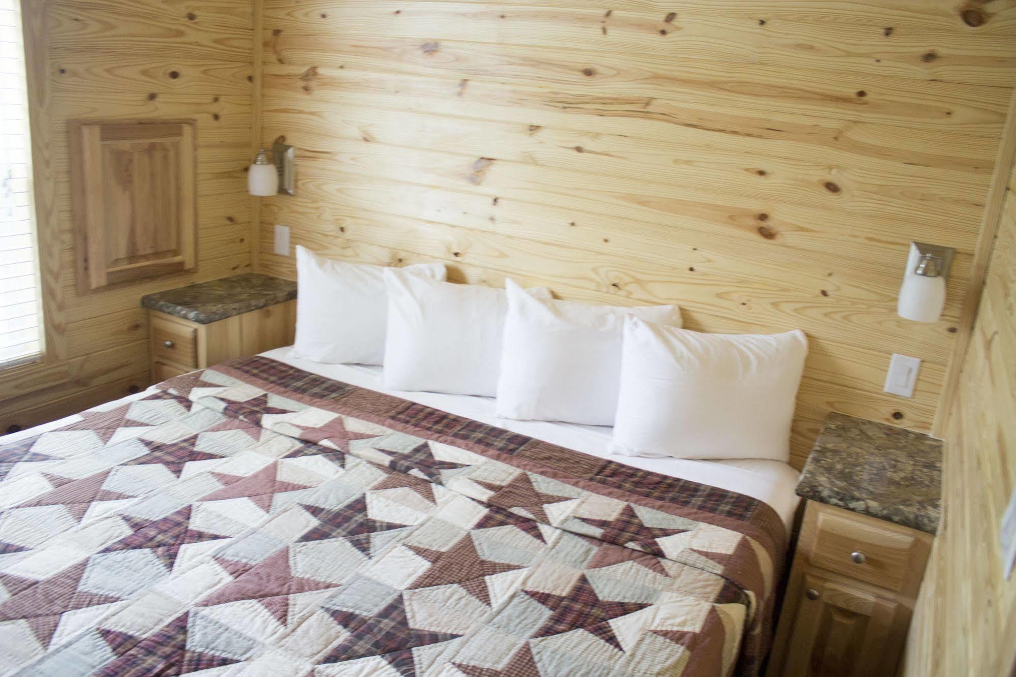 ホテル Sun Retreats Texas Hill Country ニューブラウンフェルズ エクステリア 写真